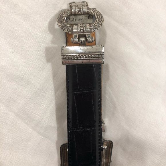 Vintage 1990s Black Leather Belt with Etched Silver - Picture 5 of 5